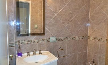 VENTA CHALET 4 AMBIENTES EN VILLA ADELINA