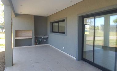 Casa en Pilar, Barrio San Pablo