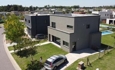 Casa en Pilar, Barrio San Pablo