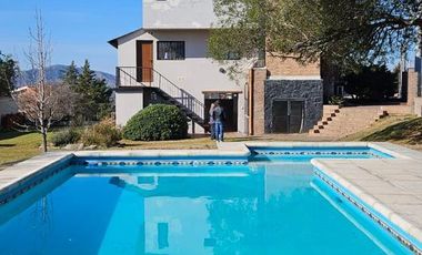 Casa en  Venta y Alqiuler temporario, 4 Dormitorios, Carlos Paz, Apta crédito