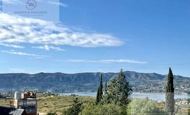 Casa en  Venta y Alqiuler temporario, 4 Dormitorios, Carlos Paz, Apta crédito