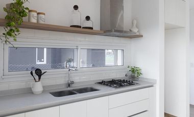 Casa en venta con renta - Barrio San Simon, Canning