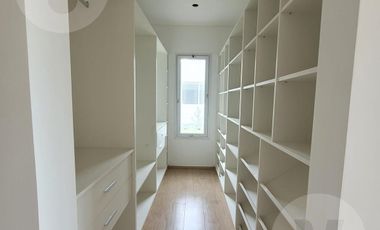 Casa en venta con renta - Barrio San Simon, Canning