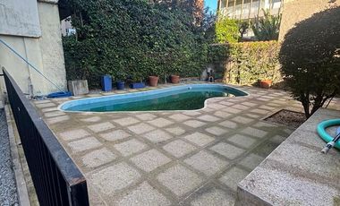 Departamento 2 ambientes. Cochera. Piscina. La Lucila.