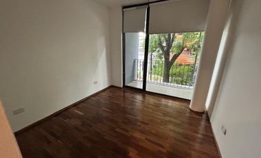 Departamento 2 ambientes. Cochera. Piscina. La Lucila.