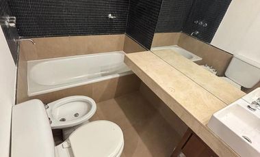 Departamento 2 ambientes. Cochera. Piscina. La Lucila.