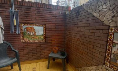 Departamento de dos ambientes con patio a la venta en Avellaneda