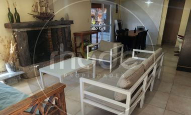 Amplia casa en Costa del Este