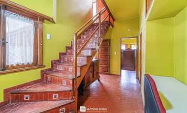 Venta - Casa 7 ambientes - Parque - Chauvin