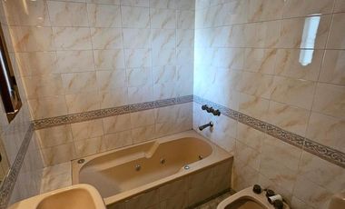 Casa en Lomas de Zamora Este