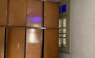 Casa en venta con lote de 8,66 x 42,86 - Wilde