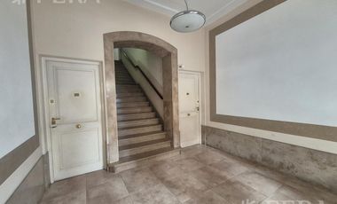 Venta departamento 3 ambientes con balcón en  Quilmes Centro