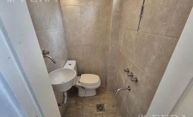 Venta departamento 3 ambientes con balcón en  Quilmes Centro