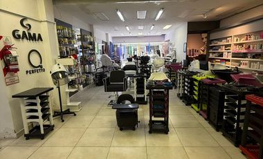 Se vende local en pleno Centro