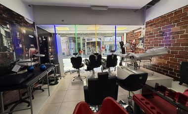 Se vende local en pleno Centro