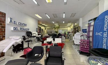 Se vende local en pleno Centro