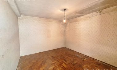 Venta casa 3 ambientes con jardín en Sarandi