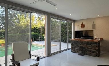 Casa de 8 Ambientes en Venta,Barrio Cerrado La Pradera, Pilar