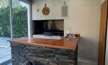 Casa de 8 Ambientes en Venta,Barrio Cerrado La Pradera, Pilar
