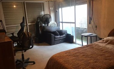 VENTA - Casa 3 dormitorios, cochera y jardín. Fisherton, Rosario.