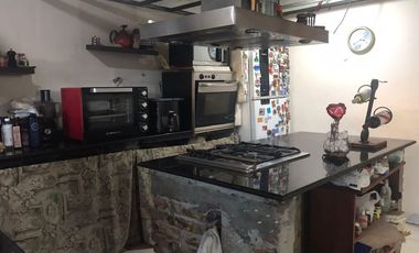 VENTA - Casa 3 dormitorios, cochera y jardín. Fisherton, Rosario.