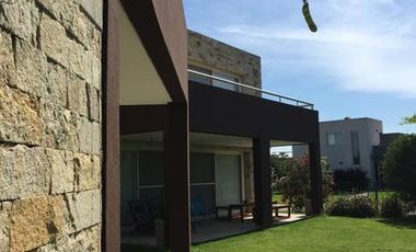 CASA EN VENTA EN HARAS SANTA MARIA - MAROTO PROPIEDADES