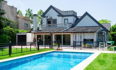 Casa en venta - Barrio El Lauquen, Canning