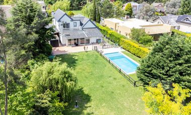 Casa en venta - Barrio El Lauquen, Canning