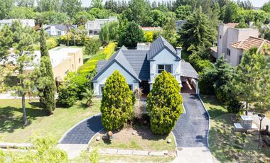 Casa en venta - Barrio El Lauquen, Canning