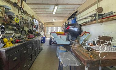 Casa de 3 dormitorios, departamento y local independiente