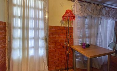 Casa de 3 dormitorios, departamento y local independiente