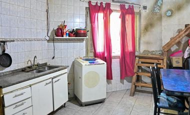 Casa en Quilmes - Oportunidad !!