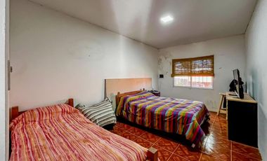 VENTA | PERMUTA - Casa de 2 dormitorios, jardín y pileta - Andino, Santa Fe. APTO CRÉDITO.