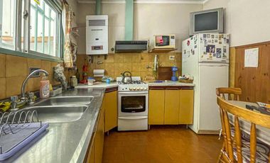 Casa de 2 dormitorios en Fisherton, oportunidad