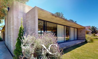 Casa en  venta en Costa Esmeralda