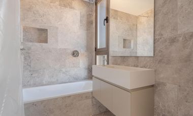 Townhouse en venta de 4 ambientes con vista a la Laguna central