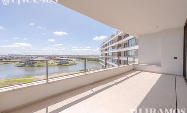 Townhouse en venta de 4 ambientes con vista a la Laguna central