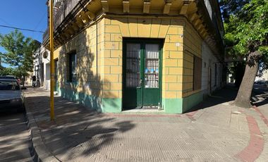 Local en Gualeguaychu