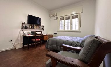 PH en PB con 2 Departamentos y PARQUE en Temperley SIN EXPENSAS