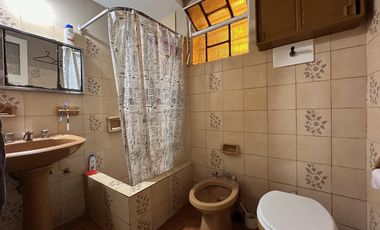 PH en PB con 2 Departamentos y PARQUE en Temperley SIN EXPENSAS