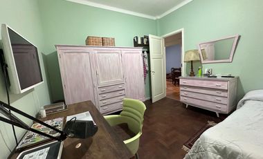 PH en PB con 2 Departamentos y PARQUE en Temperley SIN EXPENSAS