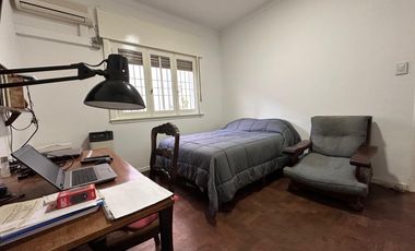 PH en PB con 2 Departamentos y PARQUE en Temperley SIN EXPENSAS