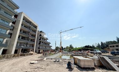 Venta departamento 2 ambientes con balcon en La Renata Golf.