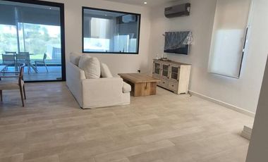 Casa en Venta en Barrio Costas Premium a la Laguna
