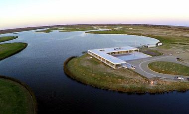 Casa en Venta en Barrio Costas Premium a la Laguna