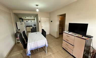 DEPARTAMENTO AL FRENTE EN TAPIALES EXCELENTE UBICACION