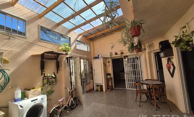 Venta de PH 4 ambientes en Wilde