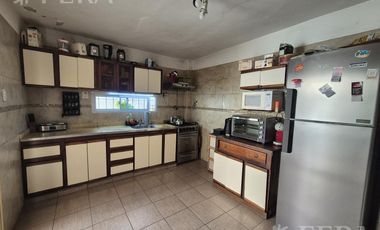 Venta de PH 4 ambientes en Wilde