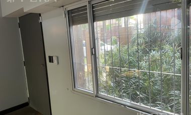 Venta casa de 4 ambientes con cochera y jardín en Don Bosco