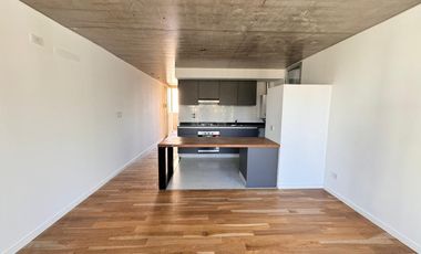 Venta - Departamento de un dormitorio, a estrenar, al frente, al este, con balcón, en Barrio Martin.